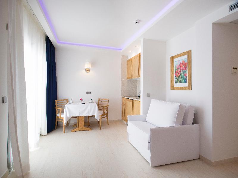 My Way Luxury Ibiza Studio - Ab Group Playa d'en Bossa Dış mekan fotoğraf