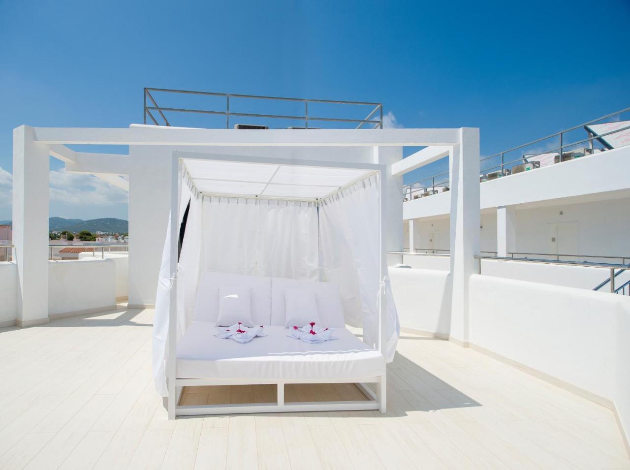My Way Luxury Ibiza Studio - Ab Group Playa d'en Bossa Dış mekan fotoğraf