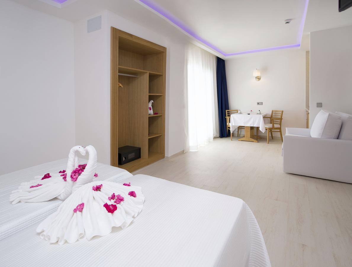 My Way Luxury Ibiza Studio - Ab Group Playa d'en Bossa Dış mekan fotoğraf